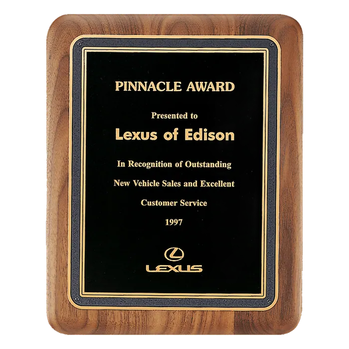 American Walnut Plaque with Black Textured Florentine Plate, 8" x 10 1/2", Style P3155